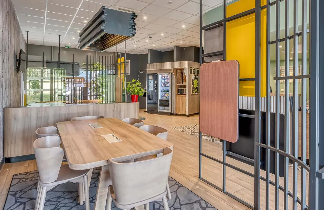 B&B Hotel Bordeaux Centre Gare Saint-Jean-1